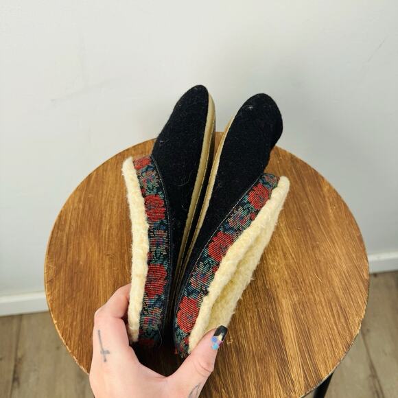 Black Wool Blend Slippers With Fur Lining Women’s Size 7.5 - Picture 7 of 9